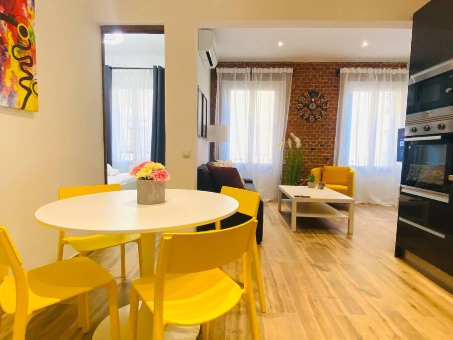 Style & Design Flat In The Center Of Madrid Apartment ภายนอก รูปภาพ